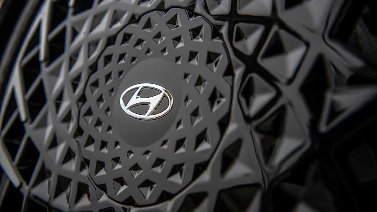 Обзор Hyundai Ioniq 5 (2022)