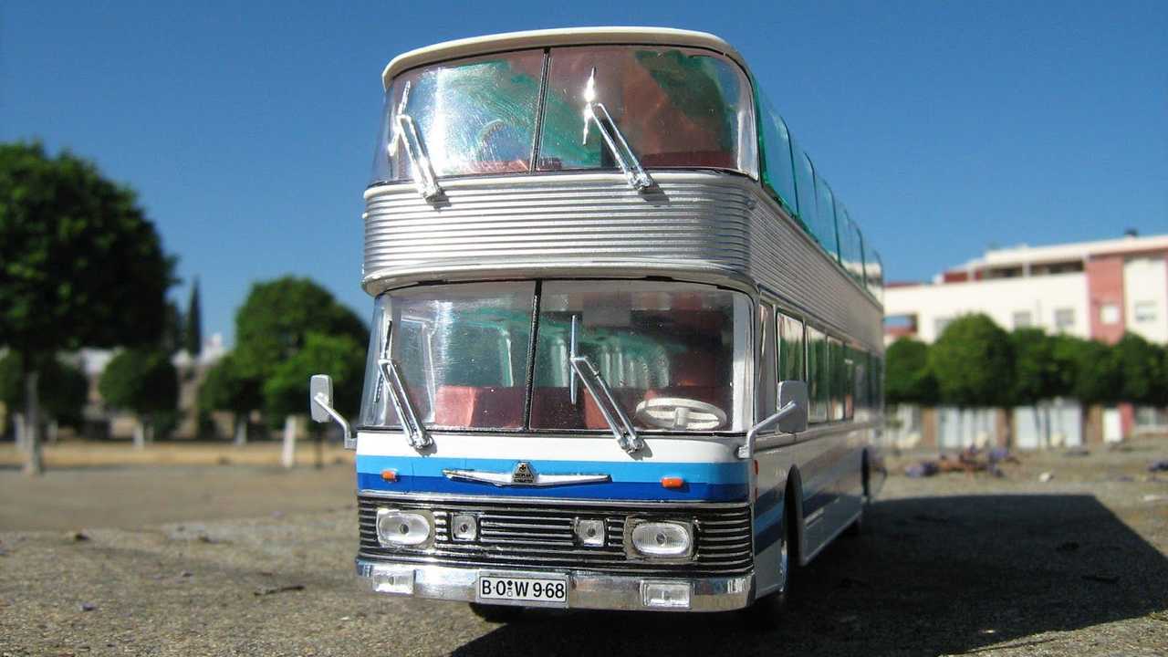 Neoplan NH22 Skyliner (2)