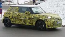 Nuova MINI tre porte, le foto spia