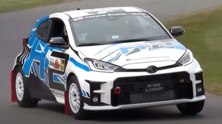 Défenseur de l'hydrogène, Rowan Atkinson a piloté la Toyota GR Yaris H2