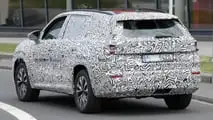 Skoda Kodiaq (2024) auf dem Nürburgring erwischt