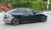 BMW i4, le prime foto spia del restyling