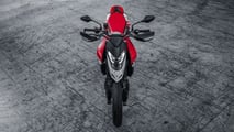 Ducati-Hypermotard-950-RVE-MY24-overview-gallery-1920x1080-02
