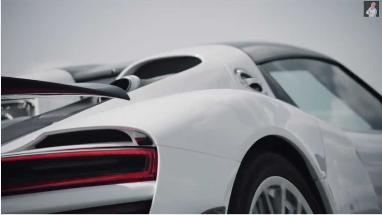 Plug-In Supercar Showdown: Porsche 918 Spyder - Competition For The McLaren P1