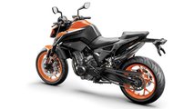 2021 KTM 890 Duke, Studio, 3/4 zurück, links