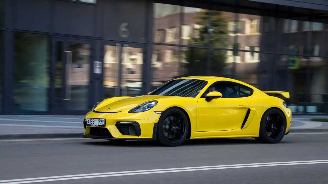 Porsche 718 Cayman GT4