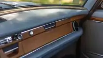 Mercedes W 108, la plancia imbottita