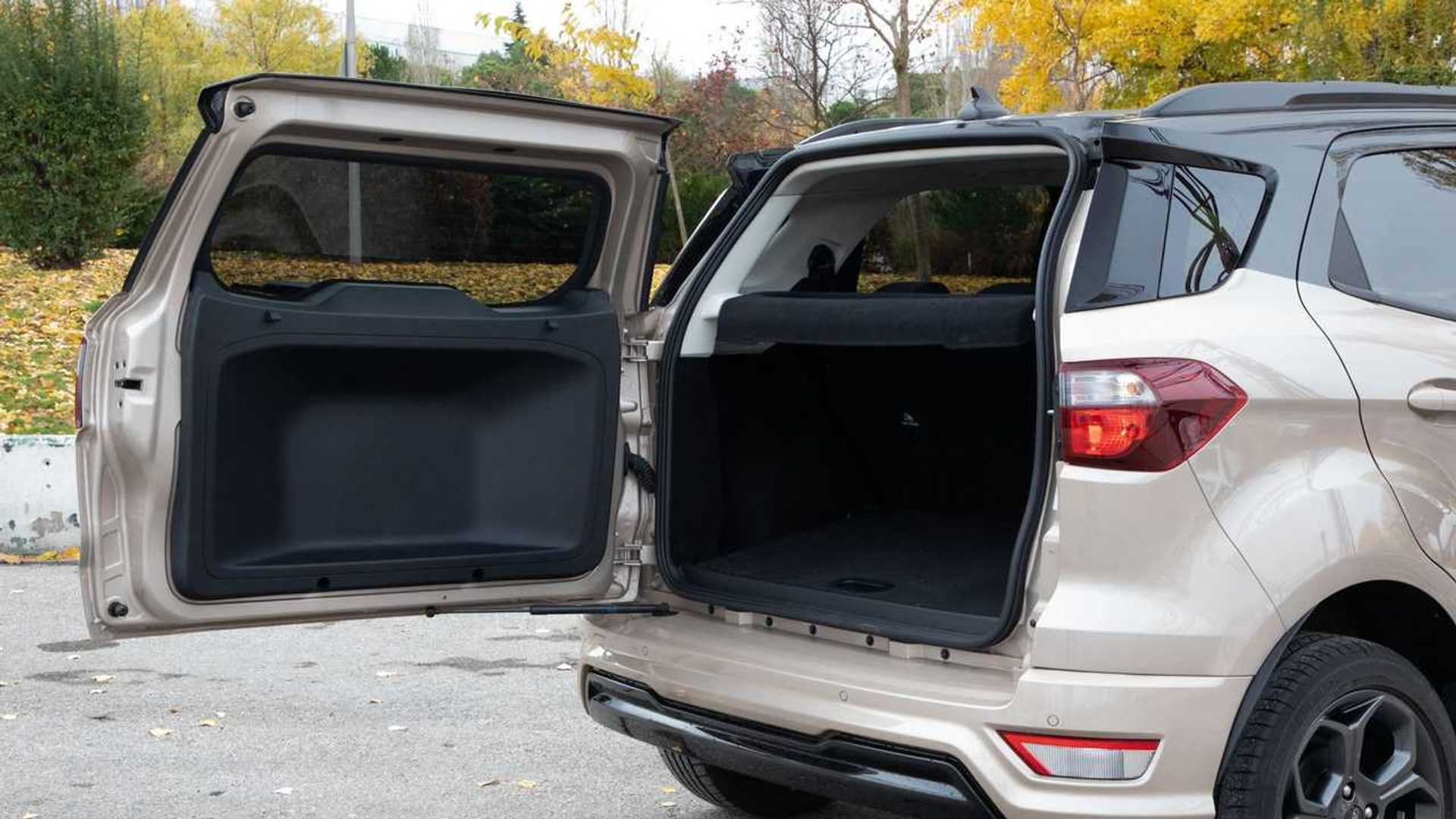 Ford Ecosport dimensions, trunk, versatility, engines Read a Biography