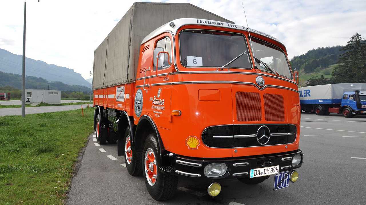 Mercedes-Benz LP 333