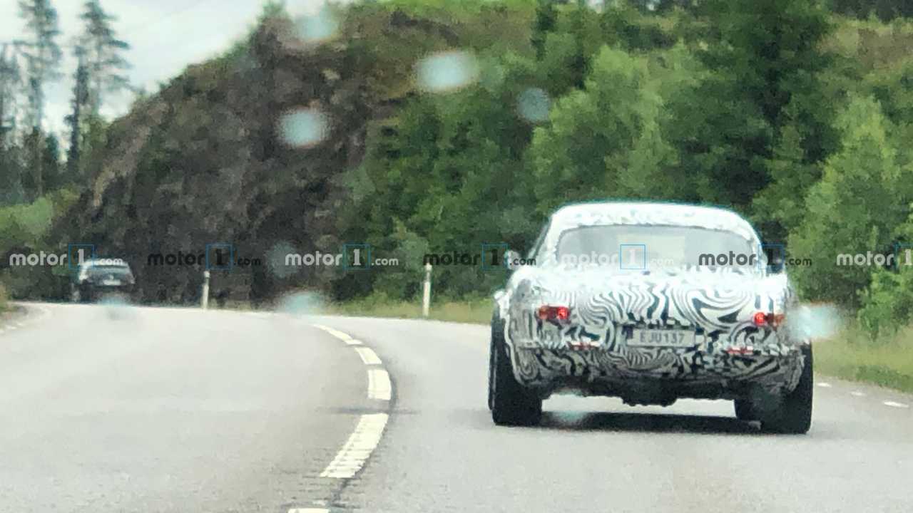 Photo espion prototype Volvo P1800