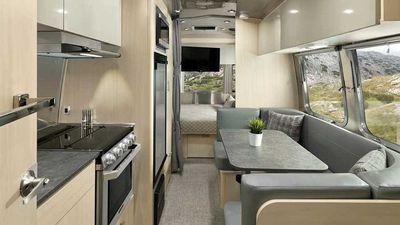 Airstream 2020 Flying Cloud