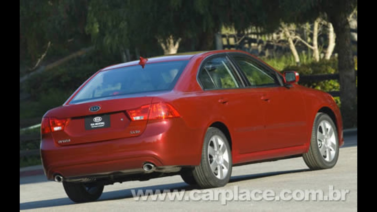 Salão de Nova York 2008: Kia apresenta versão renovada do sedan Optima