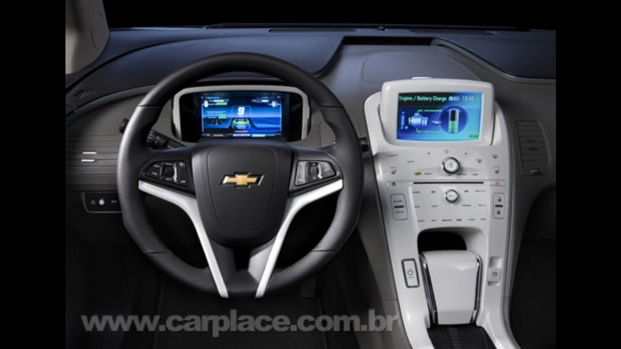 Chevrolet lança oficialmente o Volt 2011 durante comemoração dos seus 100 anos