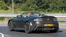 Aston Martin Vantage GT12 Roadster casus fotoğrafı