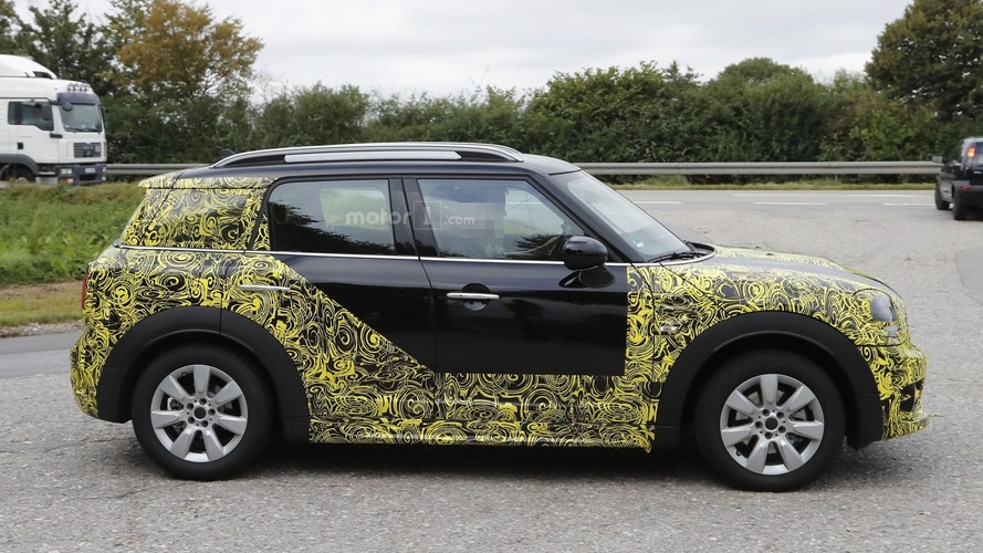 2017 Mini Countryman spy photo
