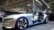 Pininfarina zeigt HK GT mit Flügeltüren