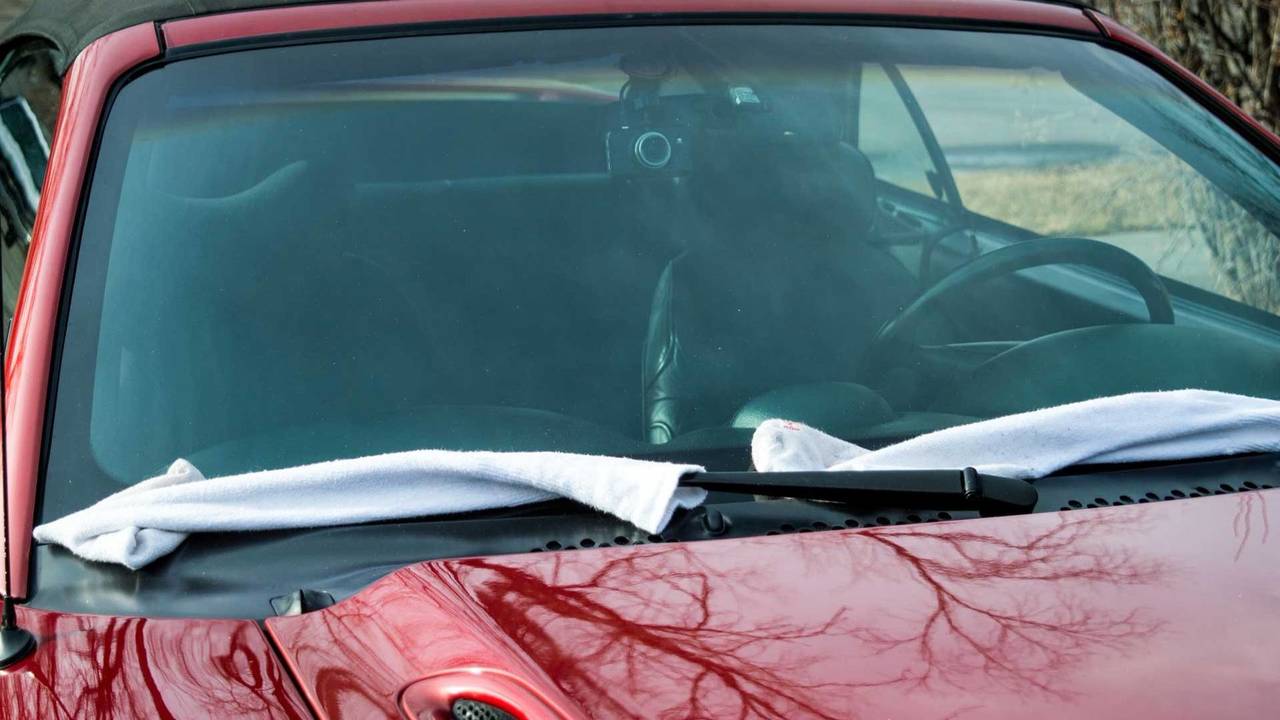 These 7 Car Hacks Can Help You Survive Winter Like A Boss