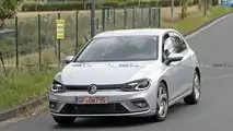 2021 VW Golf GTE spy photo