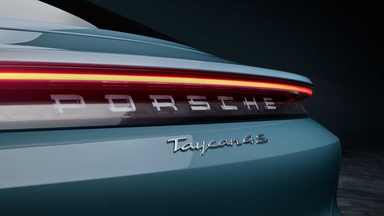 Porsche Taycan 4S