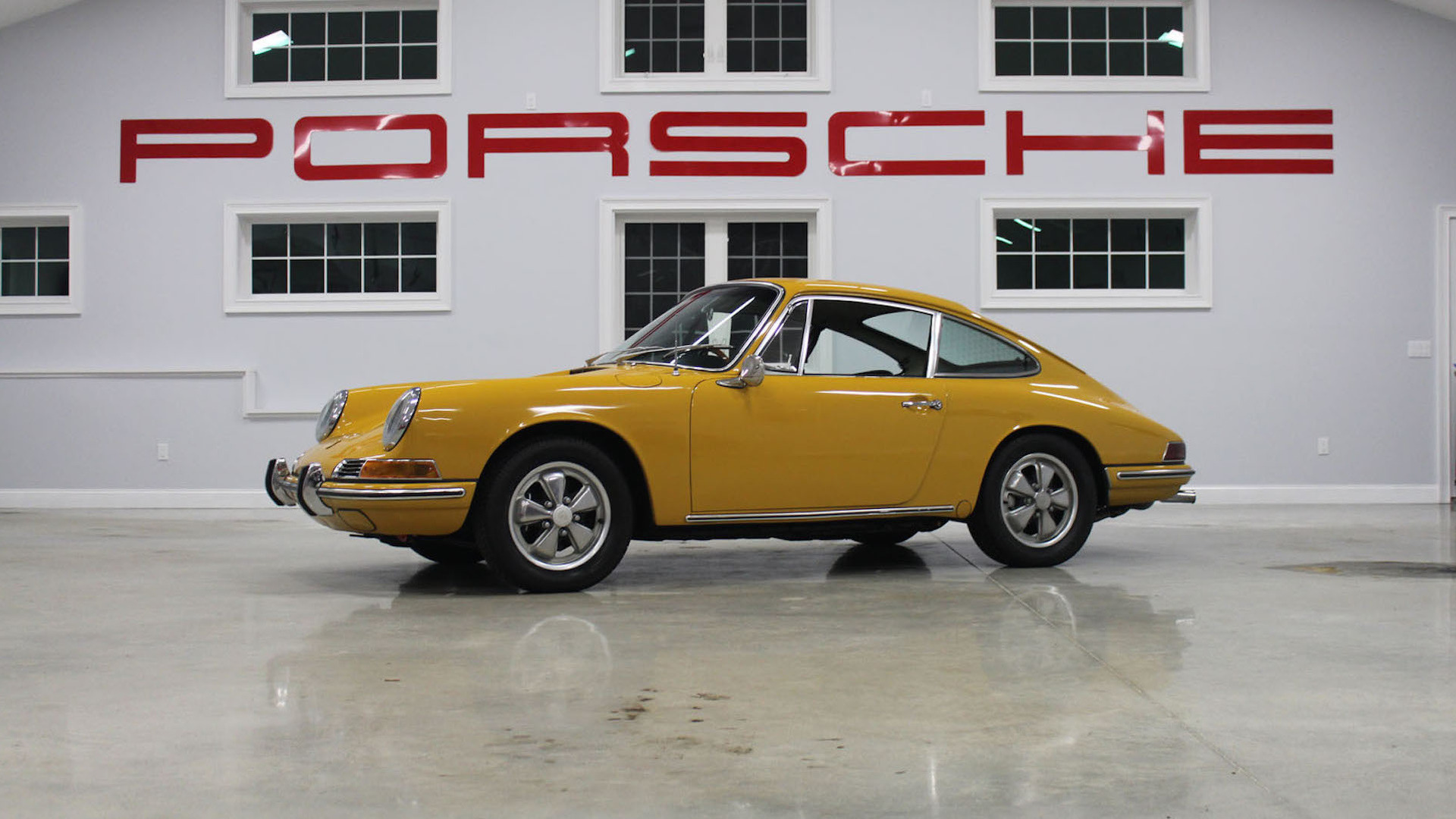 Porsche Auctions America Photos