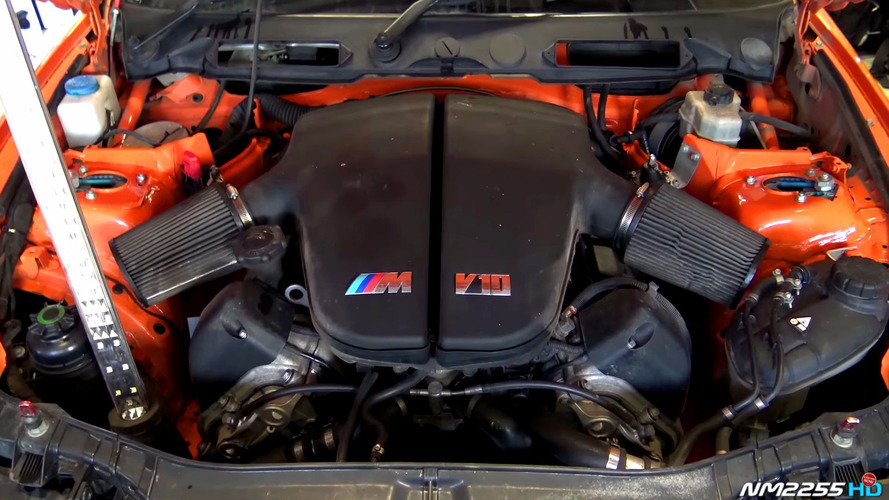 V10 BMW 1M