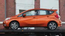 Makyajlı 2017 Nissan Versa Note casus fotoğrafları