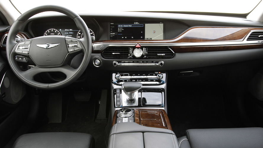 2017 Genesis G90 5.0: Review