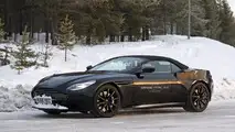 2018 Aston Martin DB11 Volante casus fotoğrafları