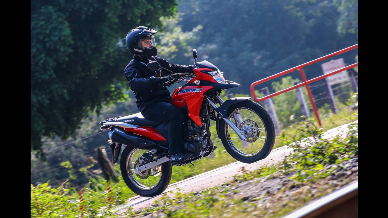 Volta rápida: nova Honda XRE 190 aposta no equilíbrio