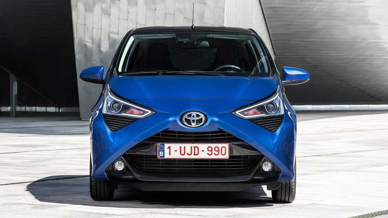 Toyota Aygo vs Aygo X Prologue