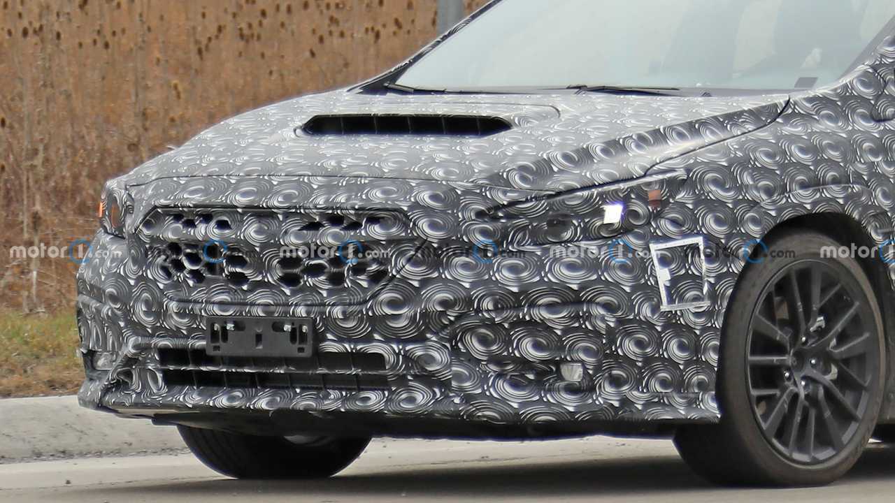 Nuova Subaru WRX, le foto spia
