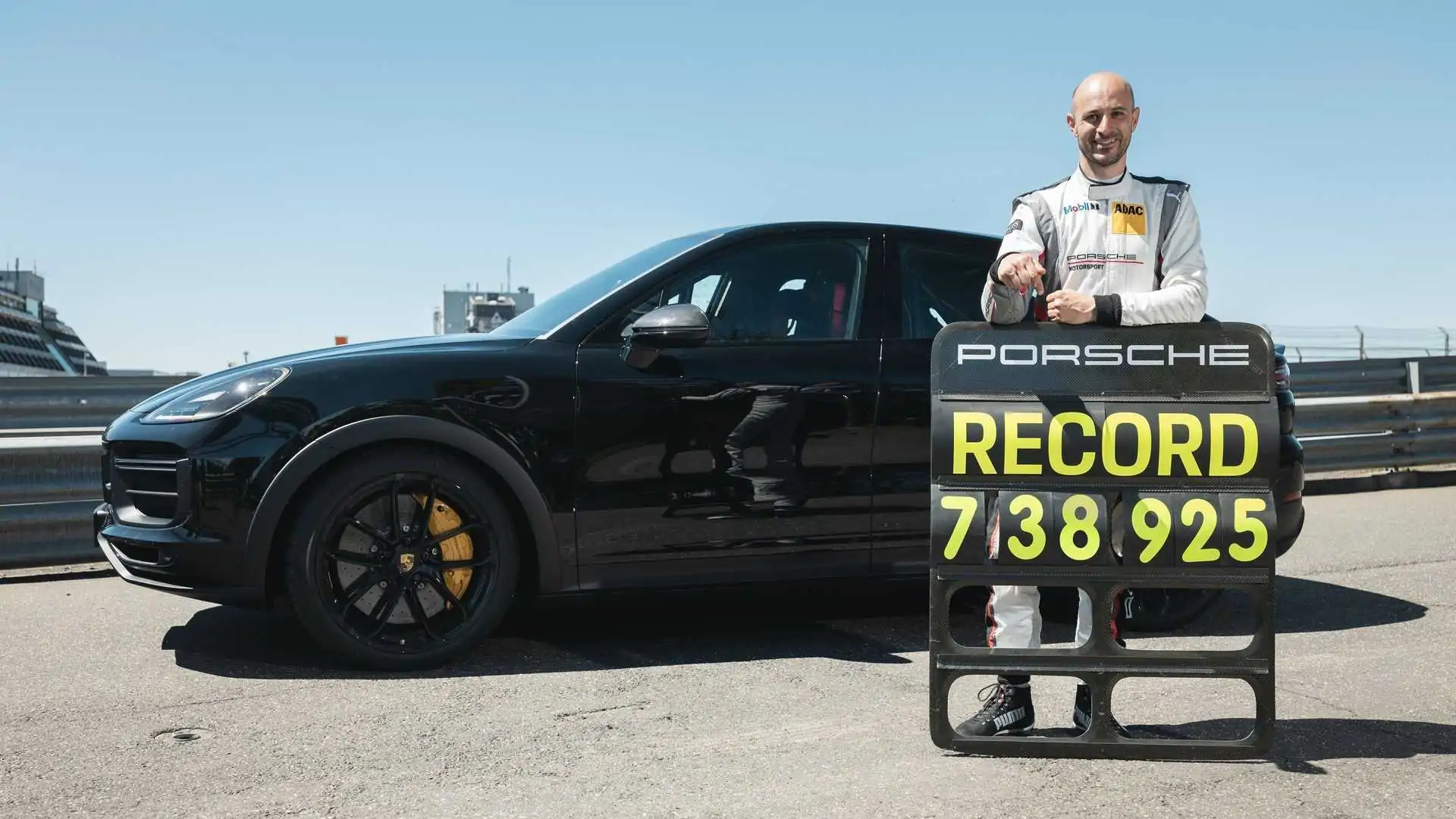 porsche-cayenne-nurburgring-lap-record-t