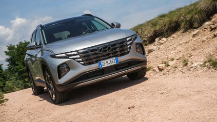 Hyundai Tucson ibrida plug-in, la prova su strada