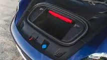Trunk intérieur de la Porsche Taycan Turbo Cross 2021