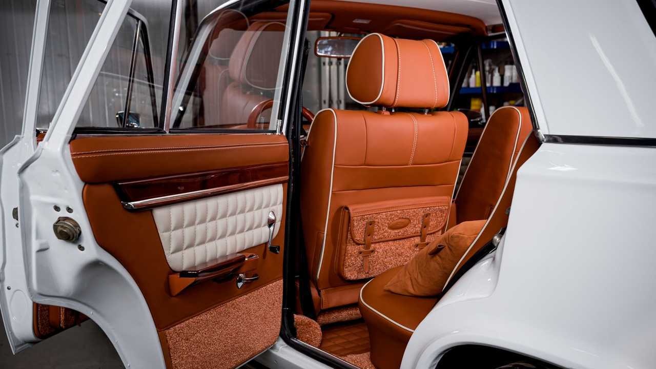 Lada 2101, interior tuneado