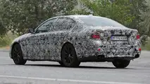 2017 BMW 5-Series plug-in hybrid spy photo