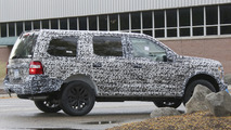 2017 Ford Expedition spy photo