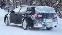 Kia Optima Sportswagon spy photo