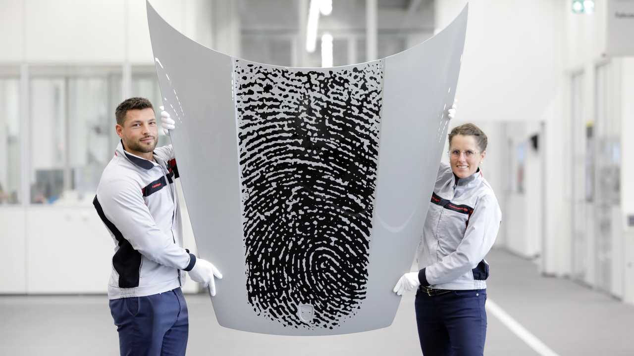 Porsche 911 with fingerprint on the hood