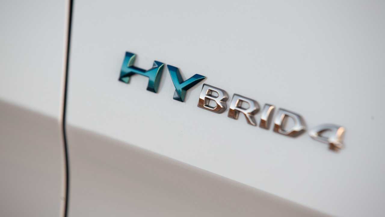 Essai Peugeot 3008 HYbrid4