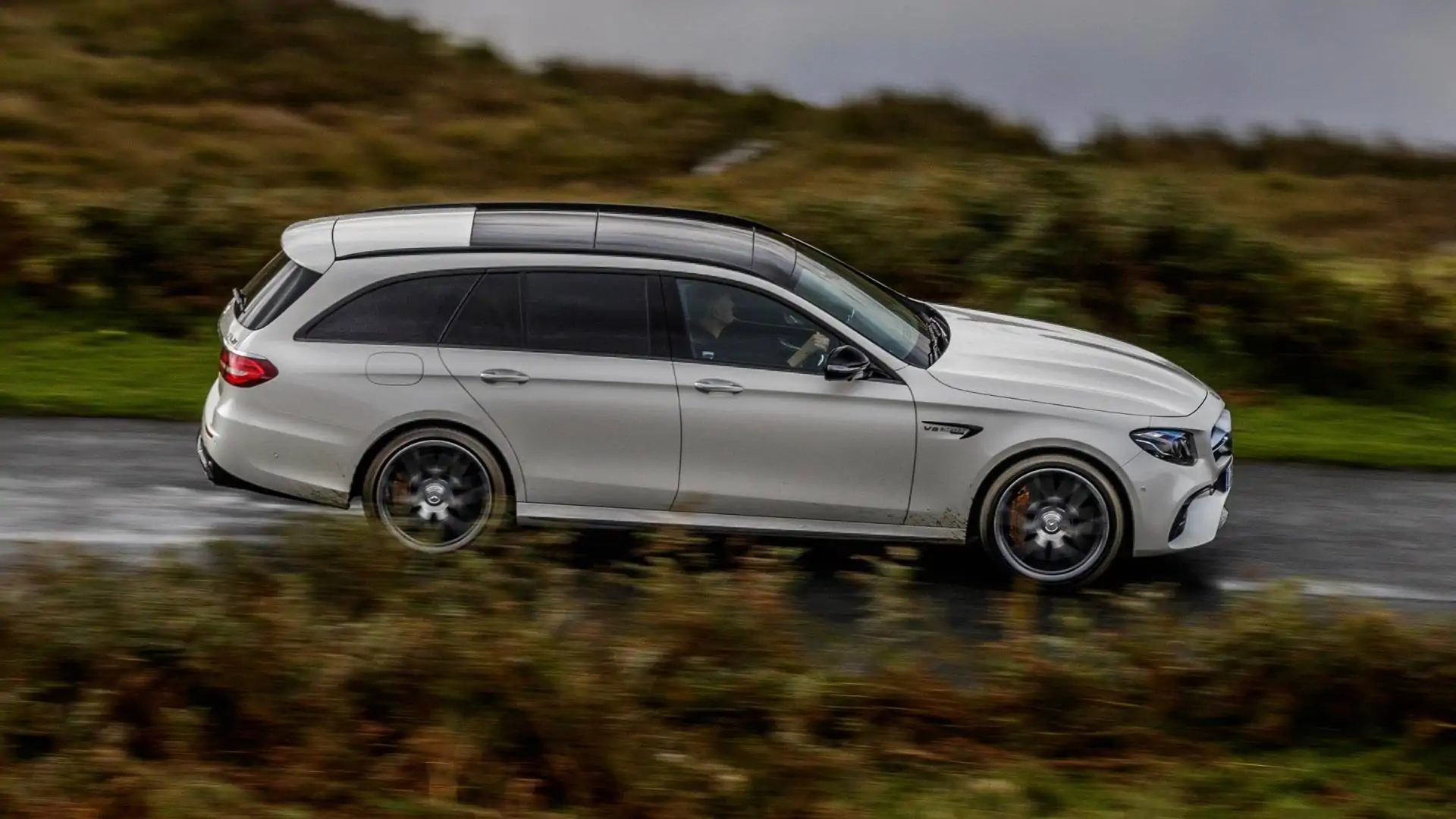 ホットウィール MERCEDES BENZ AMG E63 ESTATE 2017 Mercedes-AMG E63 S Estate first drive: Jekyll and Hyde