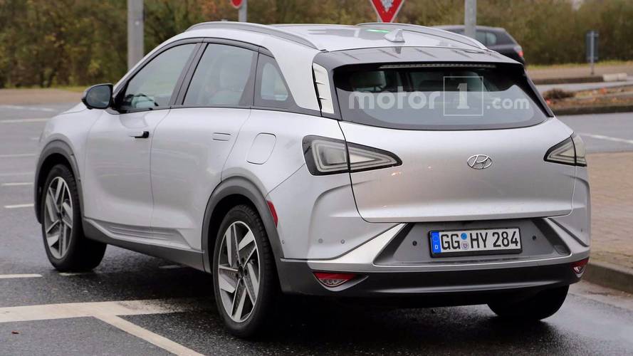 Hyundai FCEV Spy Photo