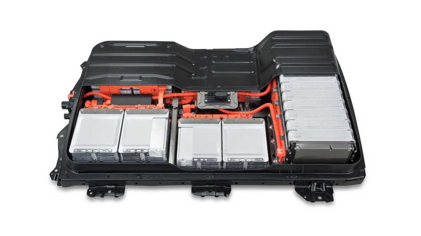 Nissan Introduces 2,850 Refabricated Batteries For Older LEAF