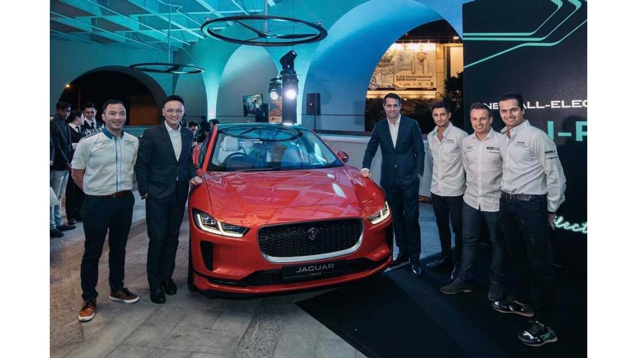 Jaguar Management & Racing Teaming Drivers
