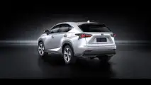 Lexus NX, le prime foto