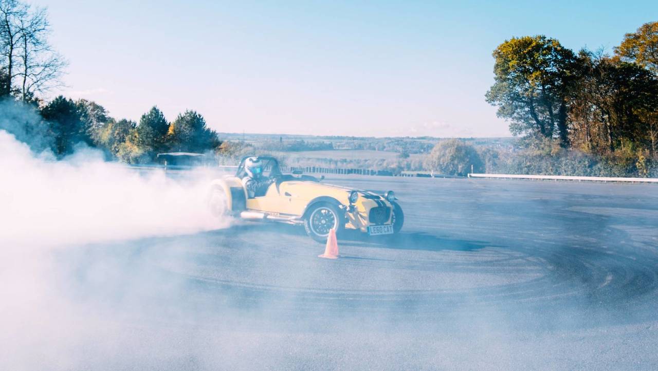 Caterham Seven 620R Donut Record