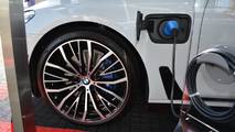 BMW 740e with M Performance Parts