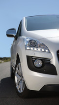 Peugeot 3008 HYbrid4 24.08.2010