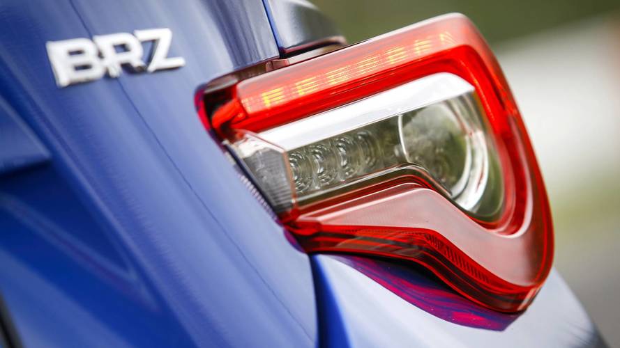 Trazione anteriore o posteriore? Volkswagen Golf GTI vs Subaru BRZ
