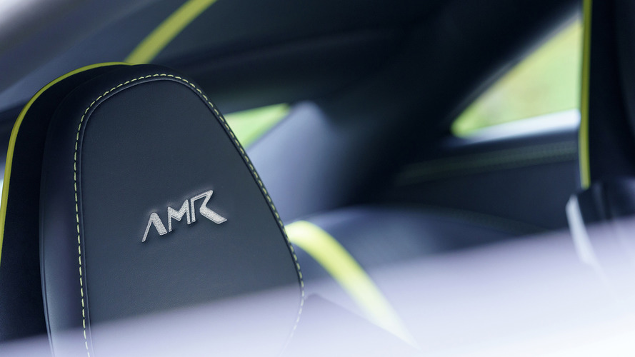 Aston Martin DB11 AMR 2019 , prime impressioni